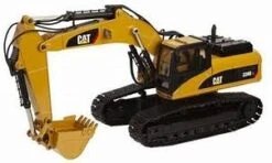 CAT Diecast Masters CAT 1/20 Scale RC 330D Hydraulic Excavator DCM28001